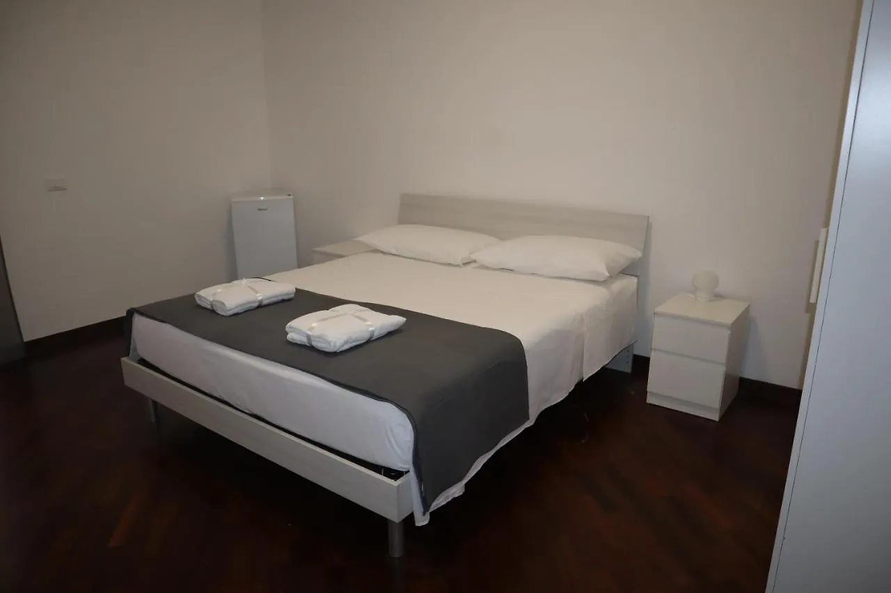 Lavinia House Apartment Lido di Ostia 0*,